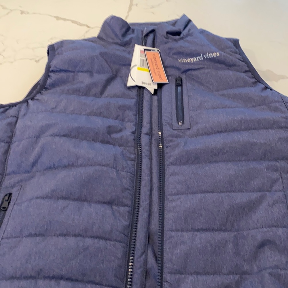 New with tags-Vineyard Vines Vest